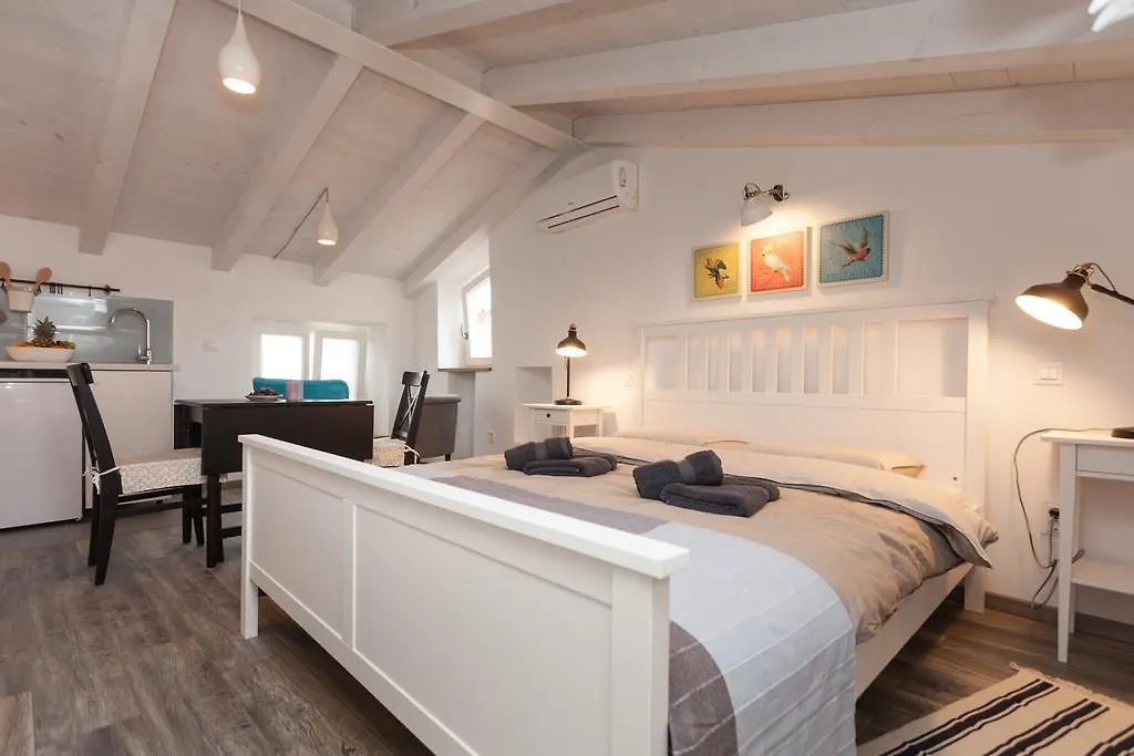 Apartments And Rooms Hey Rovinj Croatia