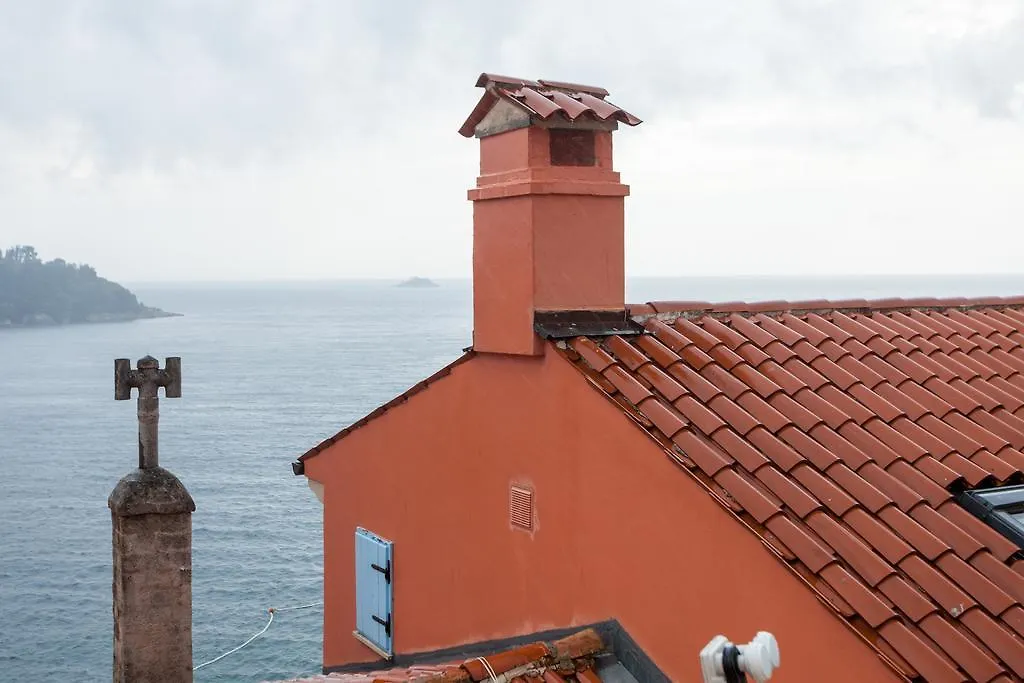 Guest house Apartments And Rooms Hey Rovinj